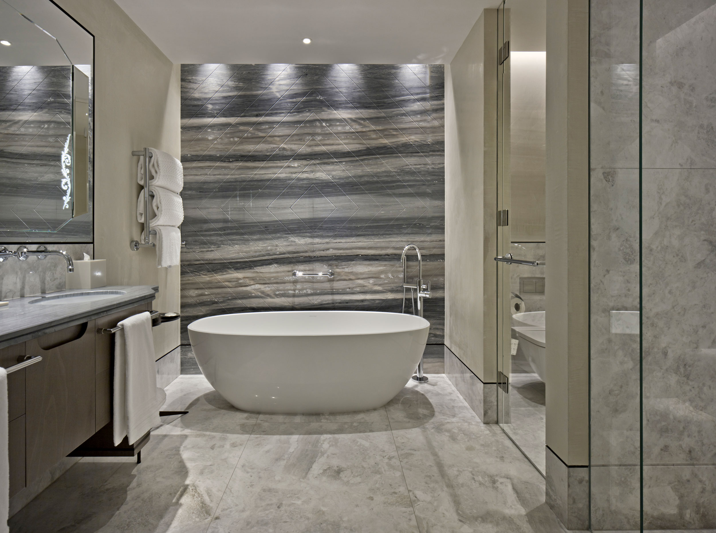 bagno, pavimento, rivestimento, vasca, superwhite, palissandro blue, The St Regis Venice Europa e Regina, Venezia
