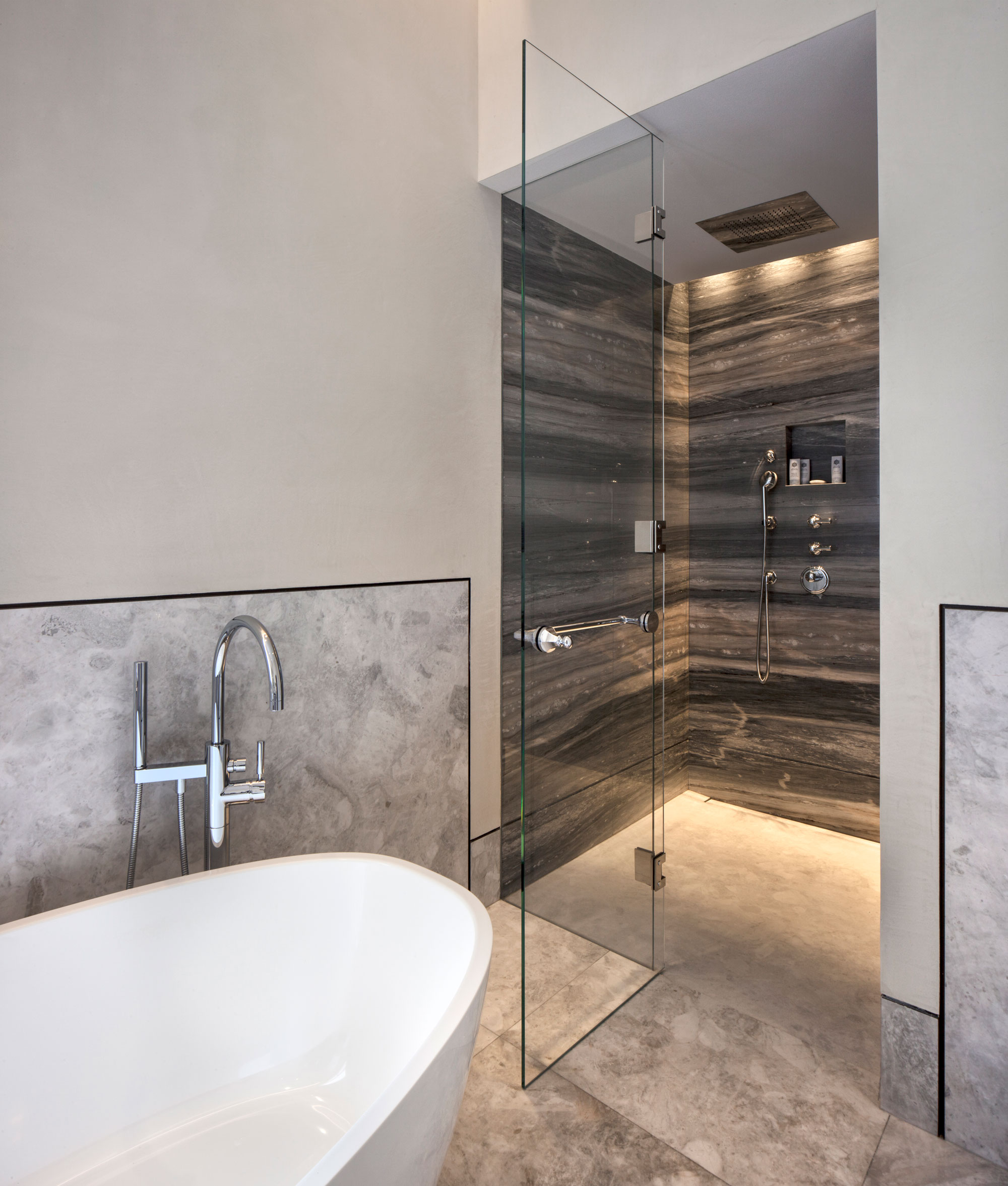 bagno, pavimento, rivestimento, vasca, superwhite, palissandro blue, The St Regis Venice Europa e Regina, Venezia