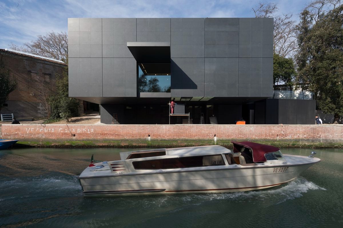 Padiglione, cubo, granito, basculante, esposizione, rivestimento, Nero Assoluto Zimbabwe, Padiglione Australia, Biennale Venezia 